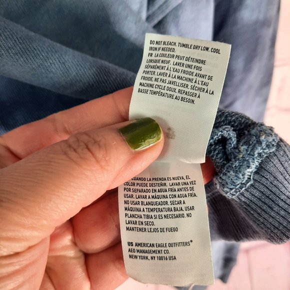 American Eagle Tie Dye Turtleneck Cropped Sweatshirt - Picture 8 of 11